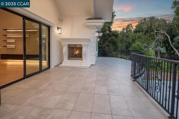 Exterior, Fireplace