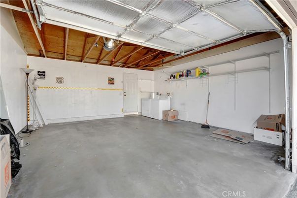 Garage, Interior, Wooden Beams