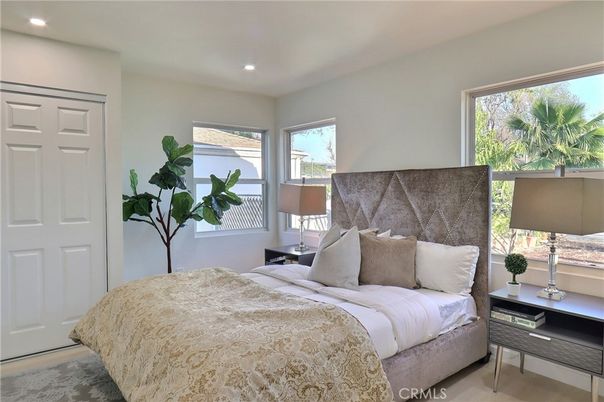 Bedroom, Interior, Recessed Lighting