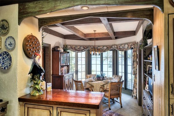 Chandelier, Dining room, Interior, Recessed Lighting, Wooden Beams
