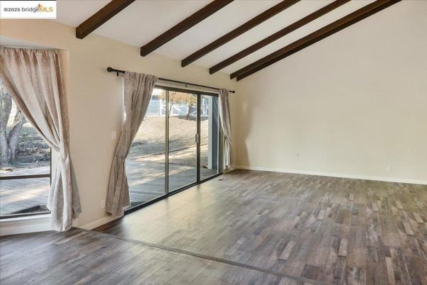 Empty room, Interior, Wooden Beams, Wood Texture Flooring