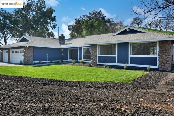 Attached, Backyard, Exterior, Facade, Ranch