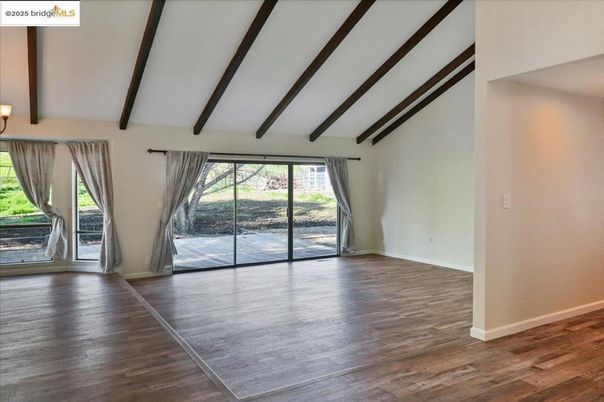 Empty room, Interior, Wooden Beams, Wood Texture Flooring