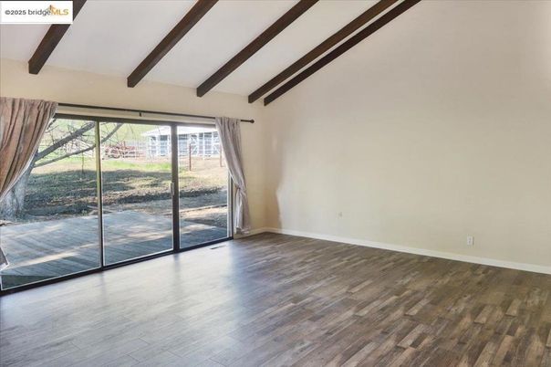 Empty room, Interior, Wooden Beams, Wood Texture Flooring