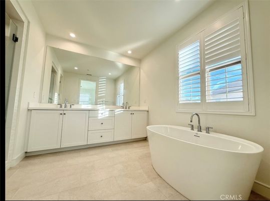 Bathroom, Dual Sink Vanities, Free Standing Baths, Interior, Recessed Lighting