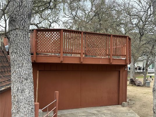Detached Garage, Exterior