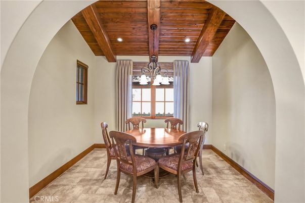 Chandelier, Dining room, Interior, Recessed Lighting, Wooden Beams, Wooden Ceilings