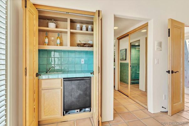 Interior, Kitchen, Recessed Lighting, Tile Countertops
