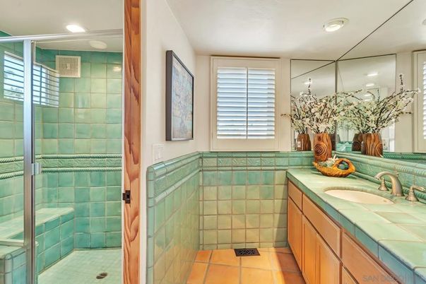 Bathroom, Glass Shower, Interior, Recessed Lighting, Tile Countertops