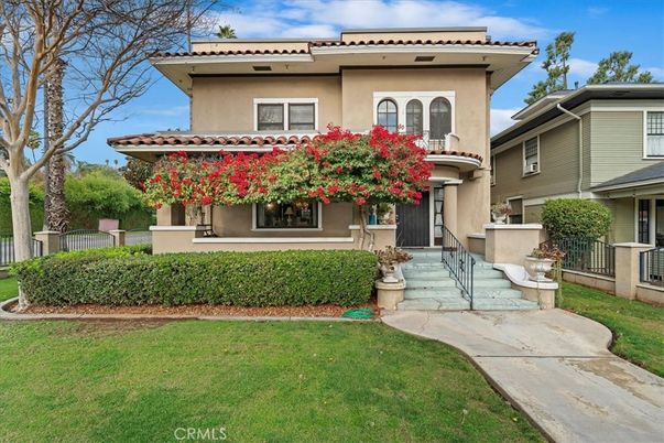 Backyard, Exterior, Facade, Mediterranean
