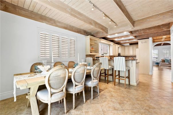 Dining room, Interior, Kitchen, Recessed Lighting, Wooden Beams, Wooden Ceilings