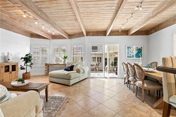 Dining room, Interior, Living room, Wooden Beams, Wooden Ceilings