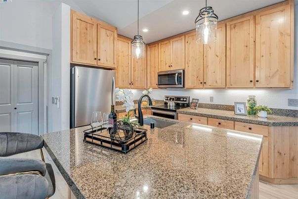 Interior, Kitchen, Pendant Lights, Recessed Lighting, Stainless Steel Appliances