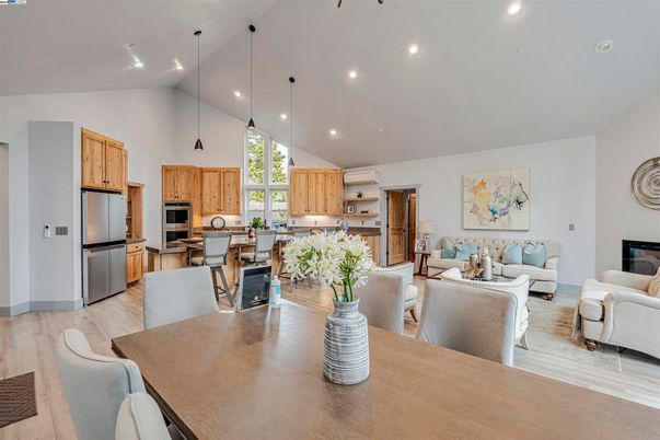Dining room, Interior, Kitchen, Living room, Pendant Lights, Recessed Lighting, Stainless Steel Appliances, Wood Texture Flooring