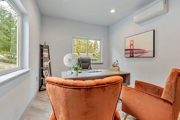 Home Office, Interior, Recessed Lighting, Wood Texture Flooring
