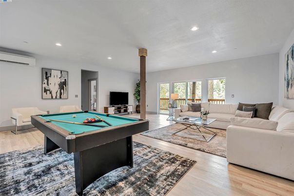 Billiard Table, Game Room, Interior, Living room, Recessed Lighting, Wood Texture Flooring