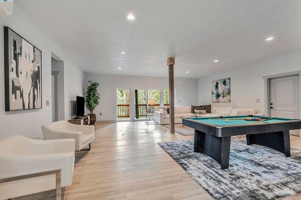 Billiard Table, Game Room, Interior, Recessed Lighting, Wood Texture Flooring