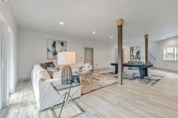 Billiard Table, Game Room, Interior, Living room, Recessed Lighting, Wood Texture Flooring