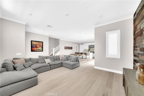 Interior, Kitchen, Living room, Recessed Lighting, Wood Texture Flooring