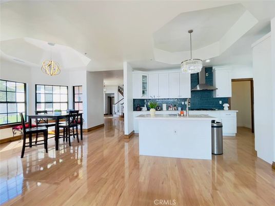 Chandelier, Dining room, Interior, Kitchen, Pendant Lights, Wood Texture Flooring