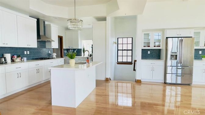 Chandelier, Interior, Kitchen, Pendant Lights, Stainless Steel Appliances, Wood Texture Flooring