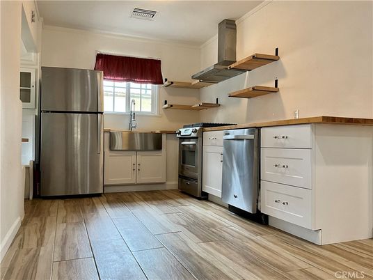 Interior, Kitchen, Stainless Steel Appliances, Wood Texture Flooring
