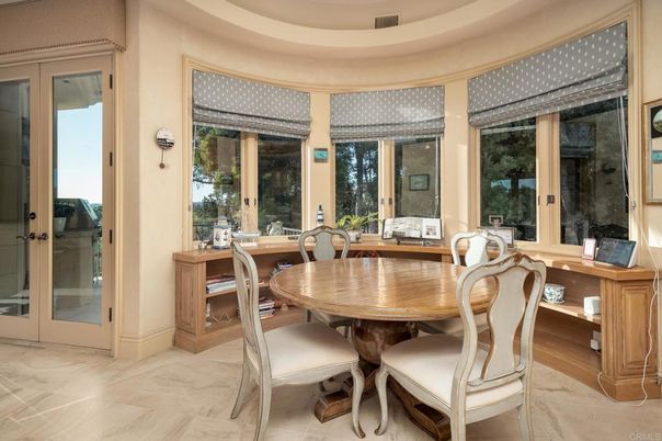 Dining room, Interior, Marble