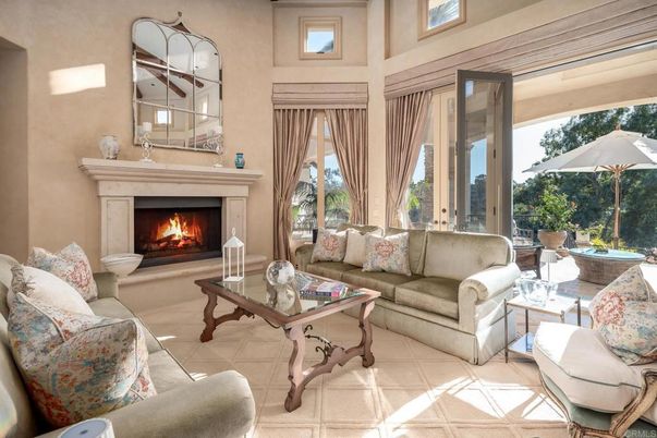 Fireplace, Interior, Living room