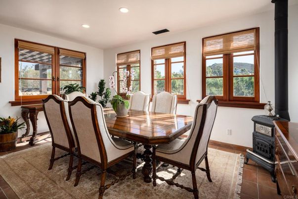 Dining room, Interior, Recessed Lighting