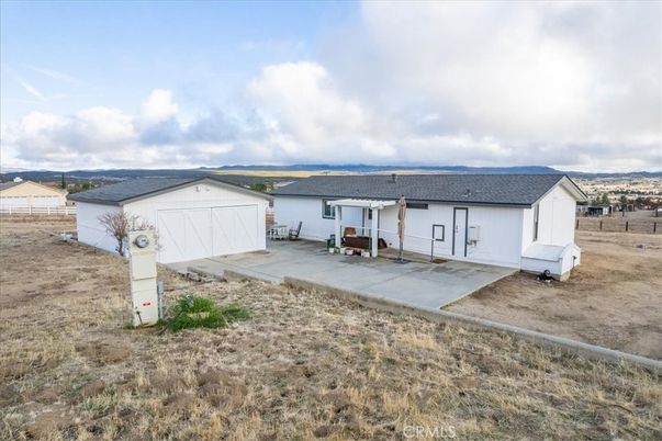 Backyard, Detached Garage, Exterior