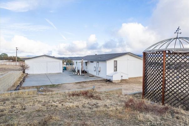 Backyard, Detached Garage, Exterior