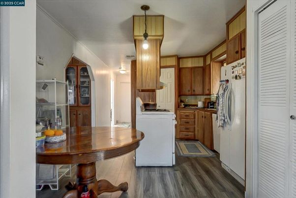 Interior, Kitchen, Wood Texture Flooring