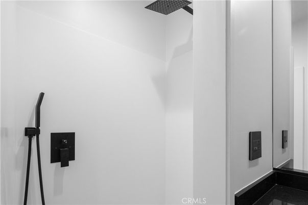 Elevator, Interior