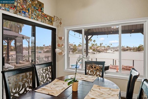 Dining room, Interior, Water