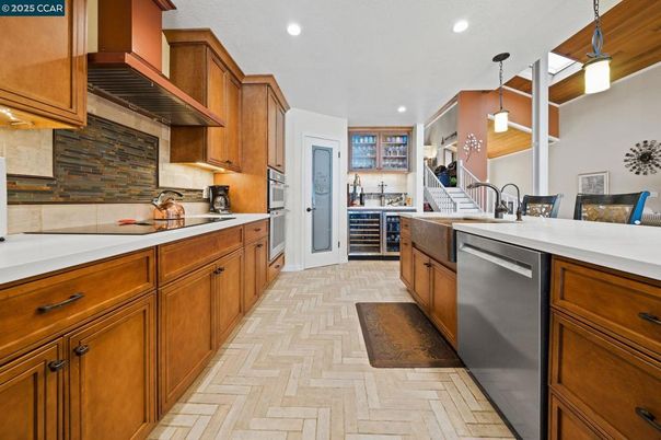Interior, Kitchen, Pendant Lights, Recessed Lighting, Stainless Steel Appliances