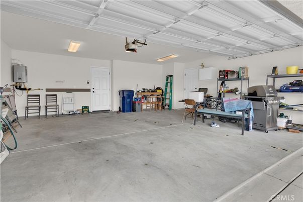 Garage, Interior