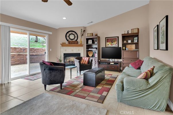 Fireplace, Interior, Living room, Recessed Lighting