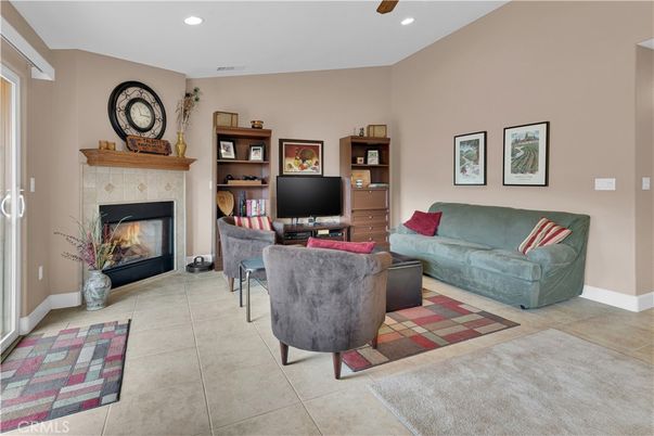 Fireplace, Interior, Living room, Recessed Lighting