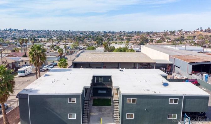 Exterior, Drone