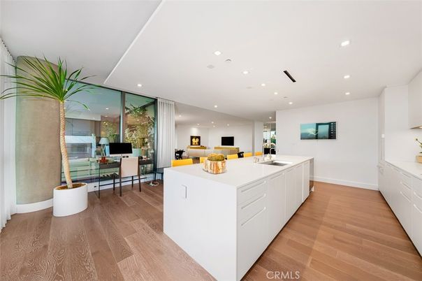 Home Office, Interior, Kitchen, Recessed Lighting, Wood Texture Flooring