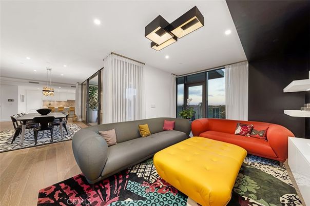 Dining room, Interior, Living room, Pendant Lights, Recessed Lighting, Wood Texture Flooring