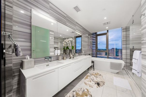 Bathroom, Dual Sink Vanities, Free Standing Baths, Glass Shower, Interior, Recessed Lighting, Water