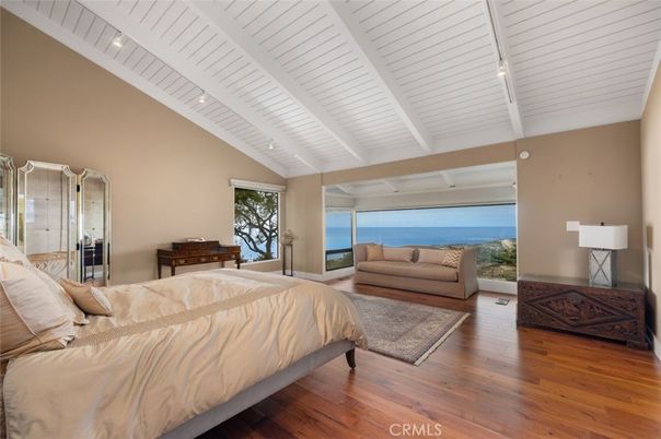 Bedroom, Interior, Water, Wood Texture Flooring