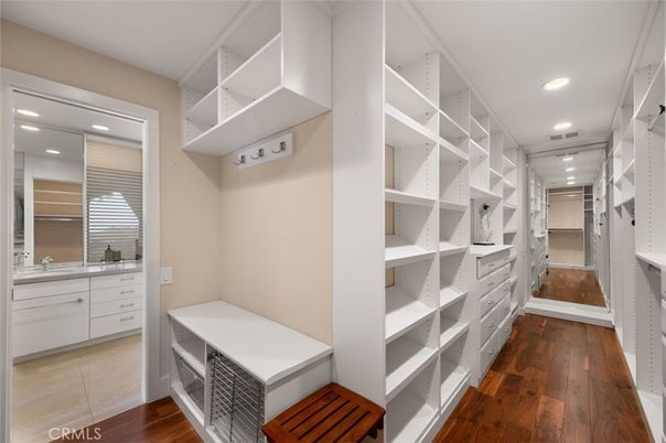 Interior, Recessed Lighting, Walk-in Closets, Wood Texture Flooring