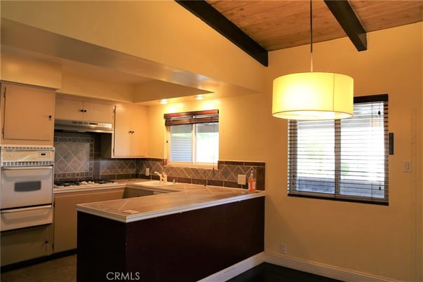 Interior, Kitchen, Pendant Lights, Wooden Beams, Wooden Ceilings