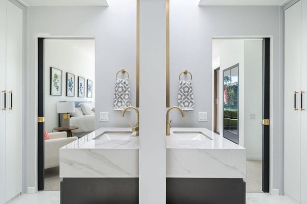Bathroom, Dual Sink Vanities, Interior