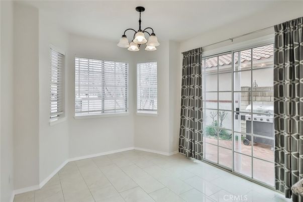 Chandelier, Empty room, Interior