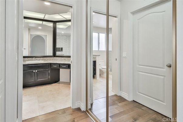 Bathroom, Interior, Recessed Lighting, Wood Texture Flooring