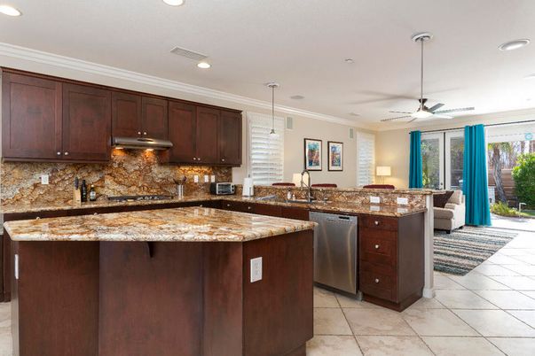 Interior, Kitchen, Living room, Pendant Lights, Recessed Lighting, Stainless Steel Appliances