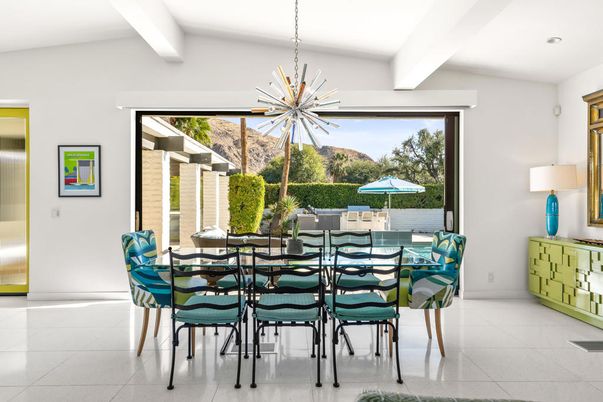 Dining room, Interior, Pendant Lights, Recessed Lighting